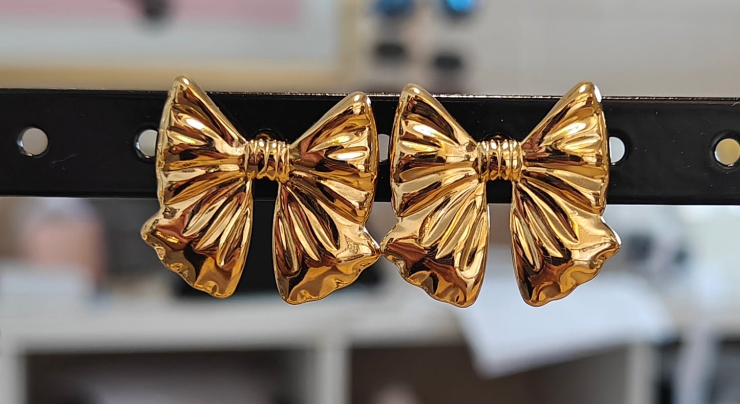 Oorbellen Strikjes stekers